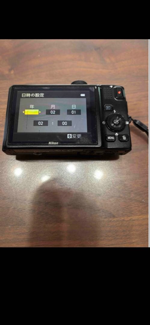 デジタルカメラ Nikon coolpixs8200