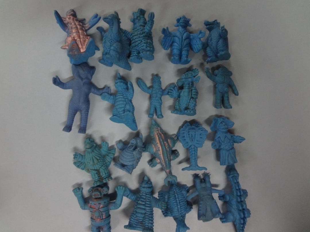 ウルトラマンシリーズ怪獣消しゴム 1980年代もの 　　８０体大量セット