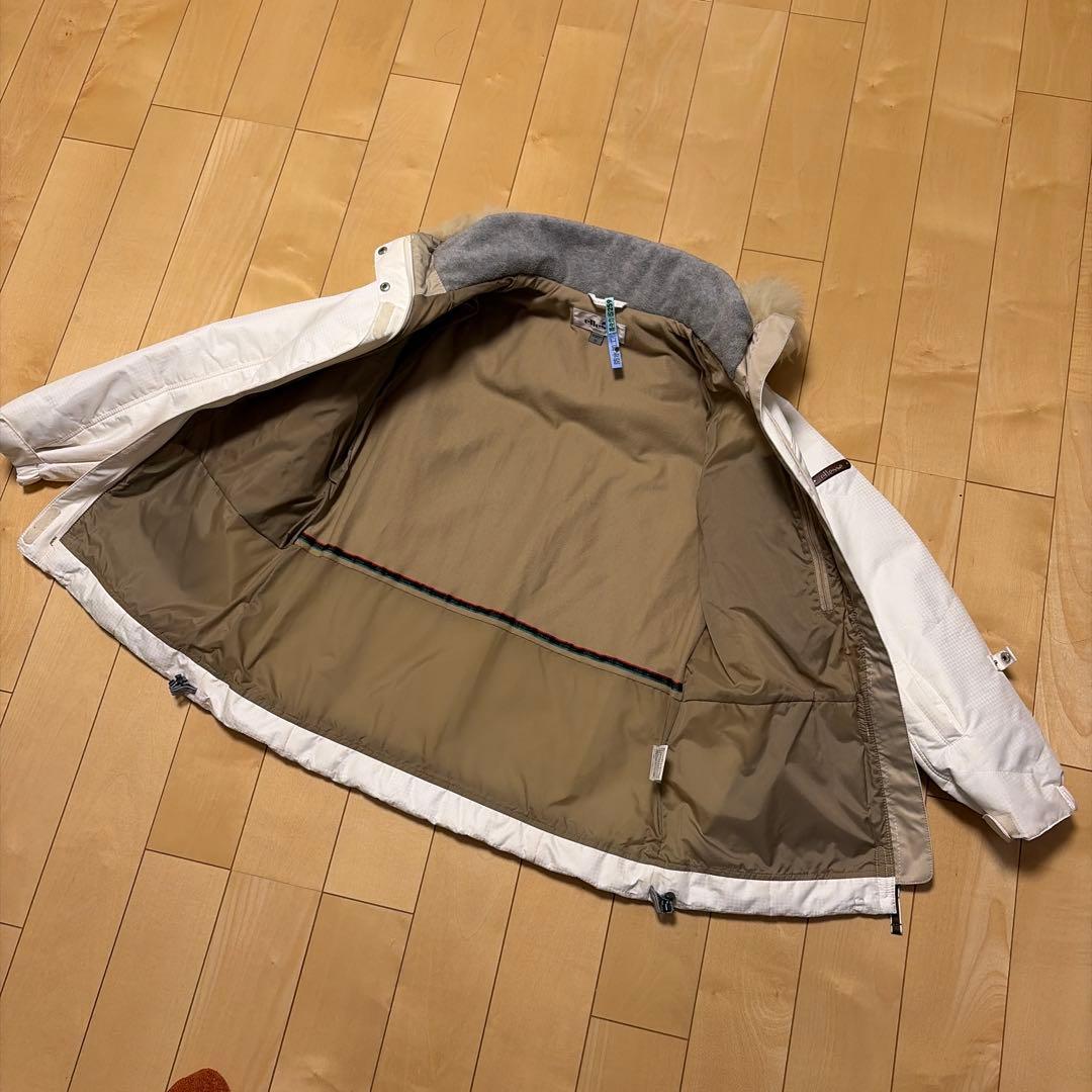 ムートンファー付き　スキーウェア　上下セット　ellesse　ゴールドウィン