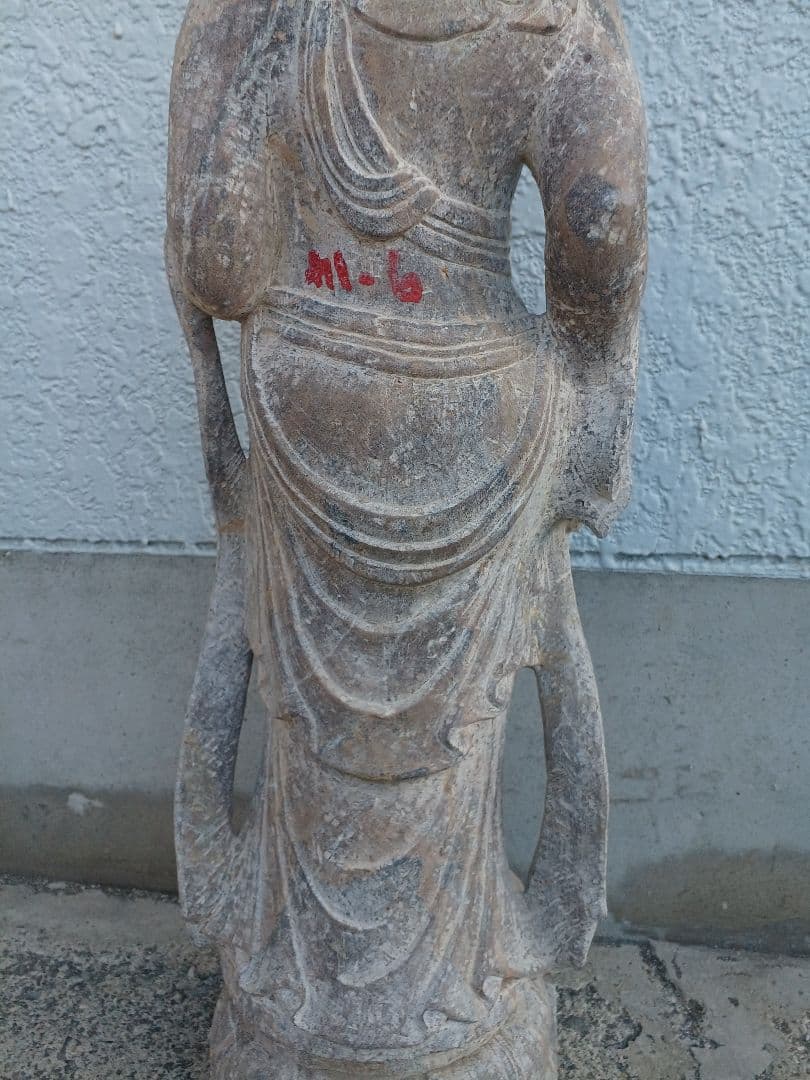 ロ*ン様 石仏　高さ約78cm　重さ約30キロ超