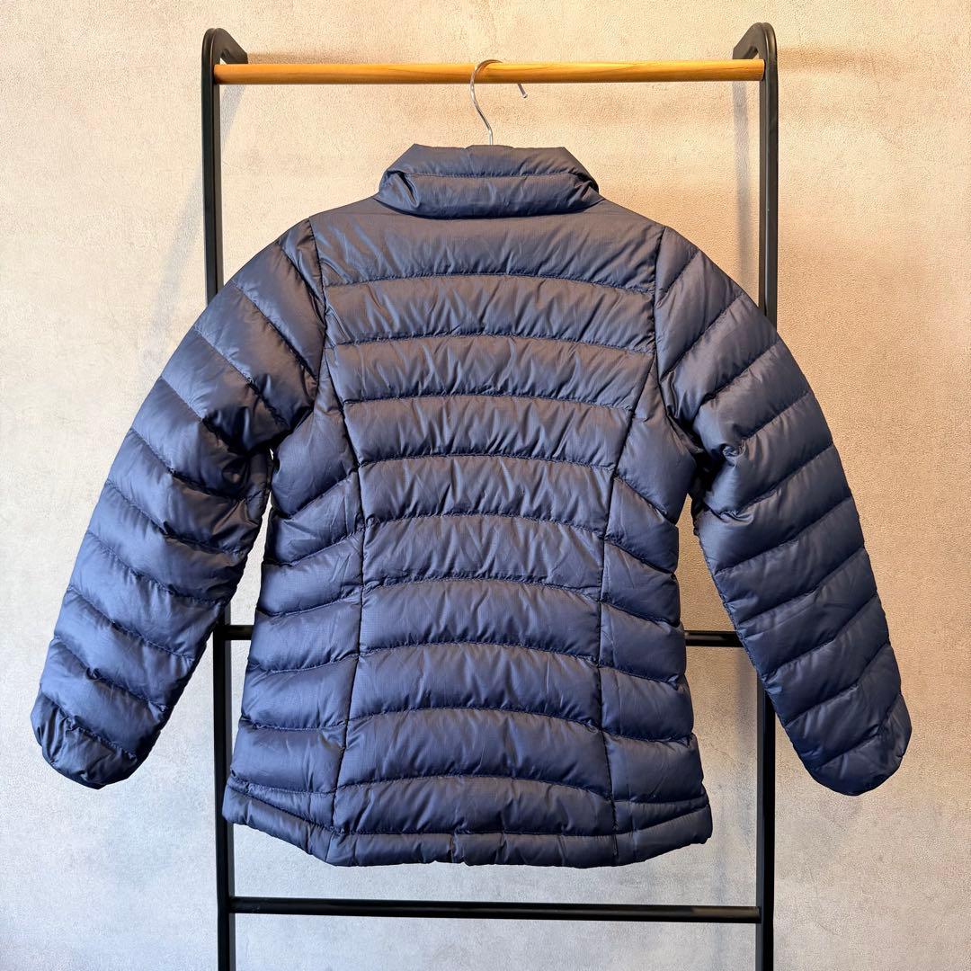 美品！patagonia ガールズ ダウンセーター 5-6 XS ネイビー