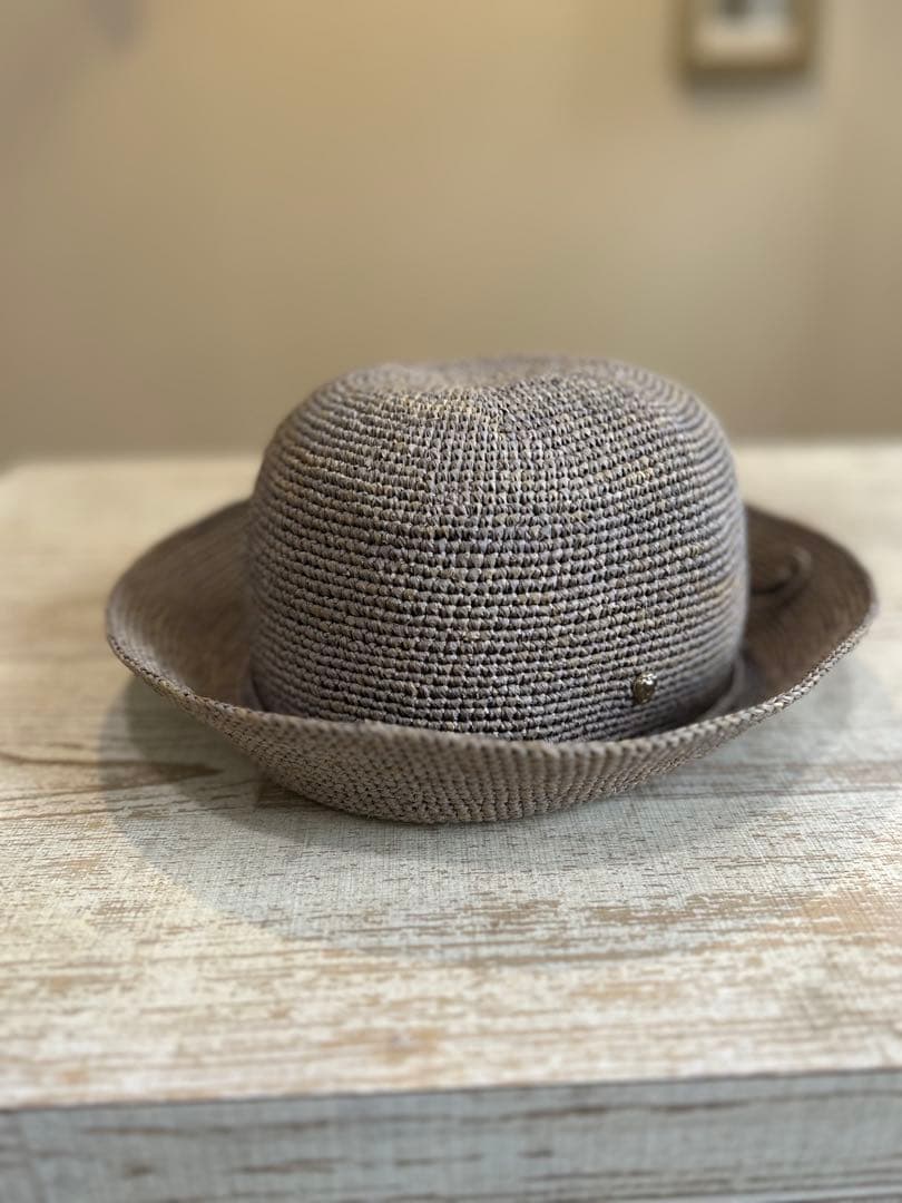 ヘレンカミンスキー　グレー