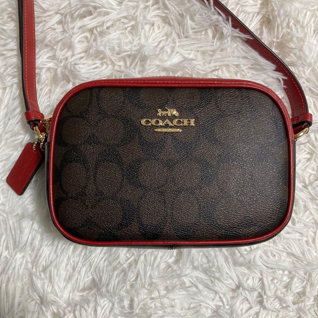 未使用級　現行　コーチ　ショルダーバッグ　ジェイミー カメラバッグ シグネチャー