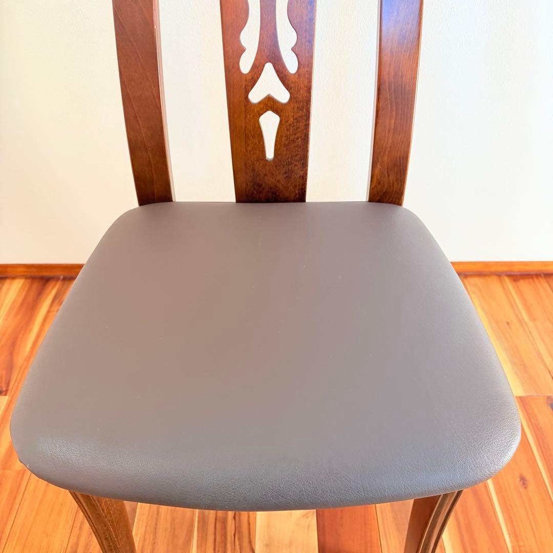 ①カリモク　ダイニングチェア　木製　karimoku 椅子　イス　コロニアル