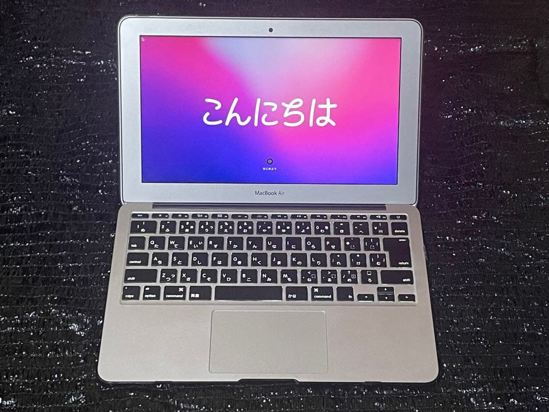 MacBook Air 2015 11インチ i5 8GB SSD240GB