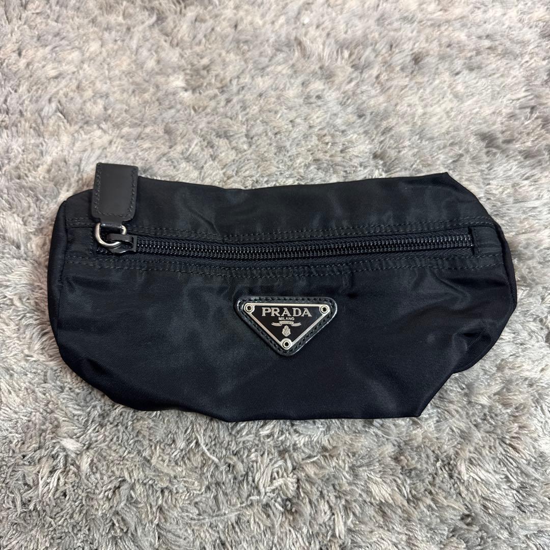 【極美品】PRADA プラダ ポーチ 化粧ポーチ ペンケース 小物入れ ブラック