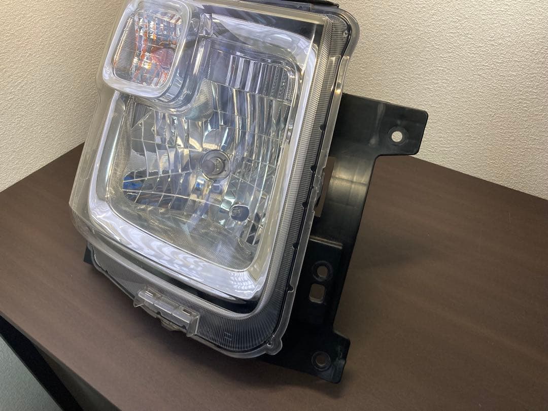 ワゴンR(MH55S) 右ヘッドライト　レベライザー付