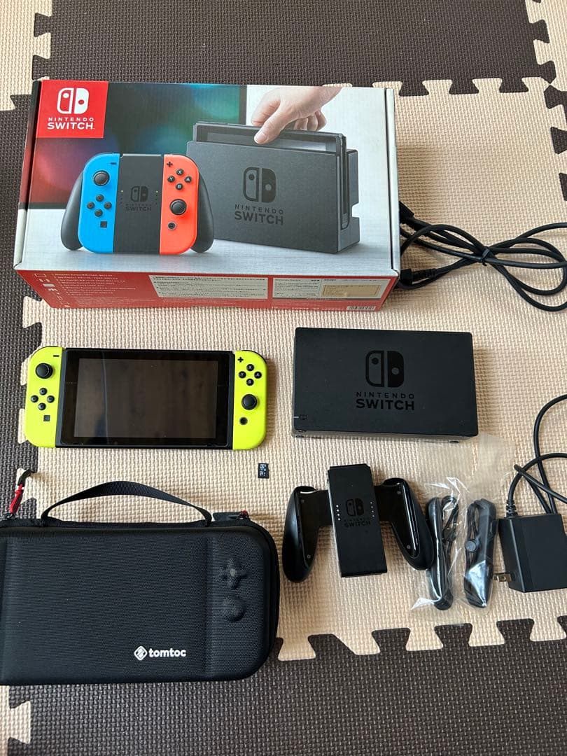 Nintendo Switch 本体 64GB microSD　ケース付き