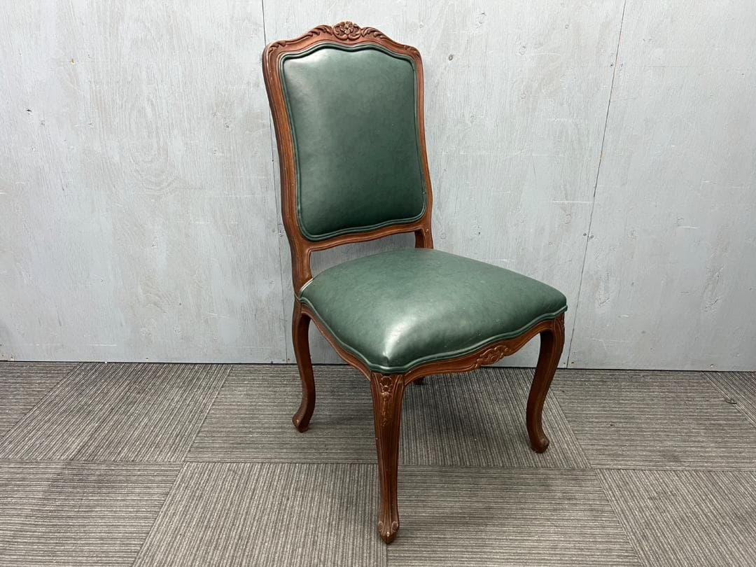 1058◆格安配送地域あり◆ イーセンアーレン ◆ダイニングチェアー◆ロビー