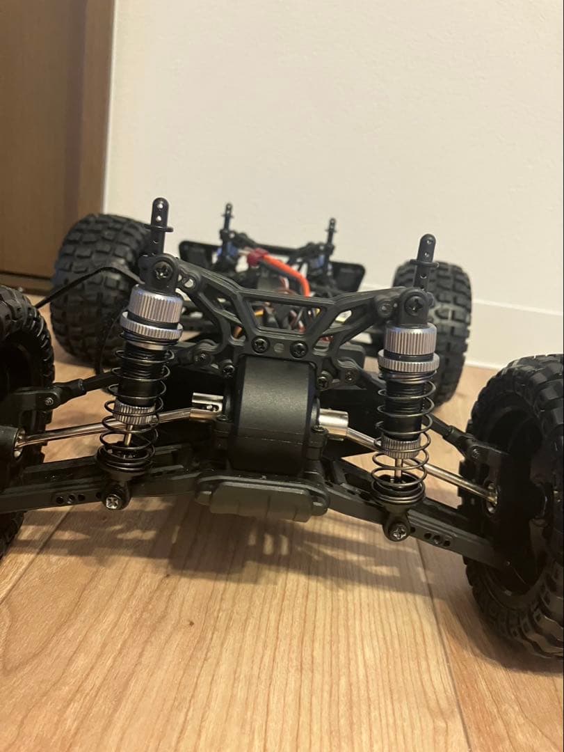 DEERC 200E ラジコン　オフロード　防水加工付き