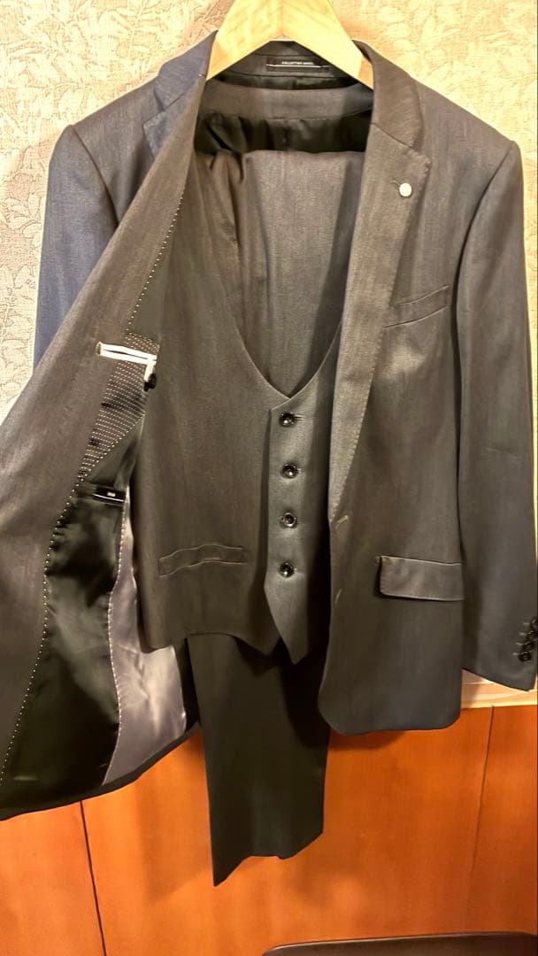 【ほぼ新品】P.S.F.A メンズスーツ ダークグレー(暗灰色) Y6 3ピース