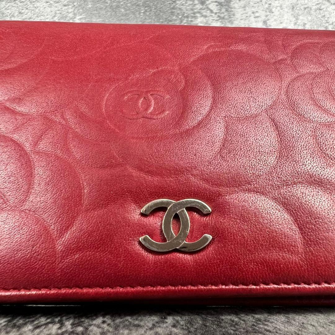 CHANEL カメリア型押し ココマーク 長財布 ラムスキン