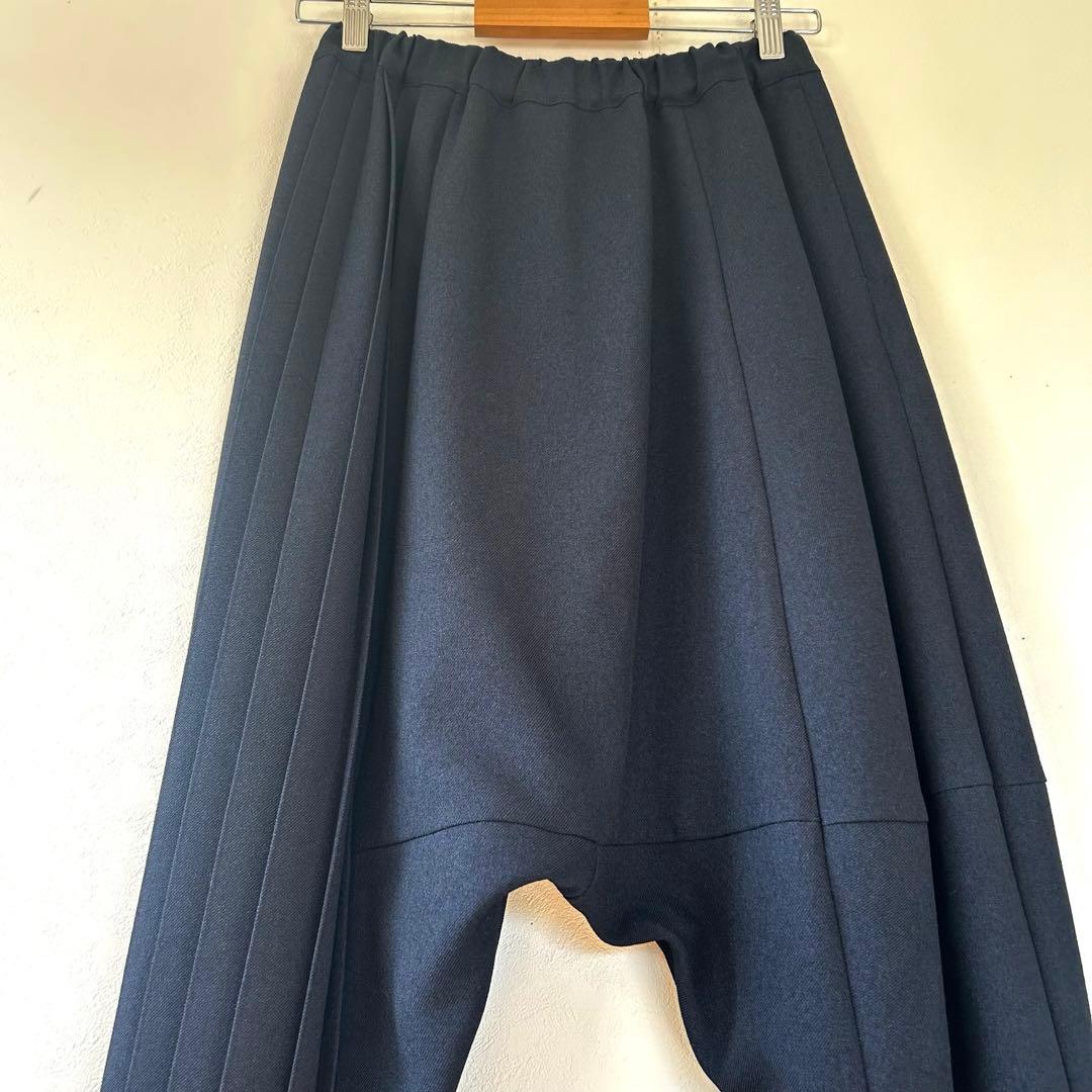 【匿名配送】gomme ゴム サイドプリーツ サルエルパンツ 紺 アシンメトリー