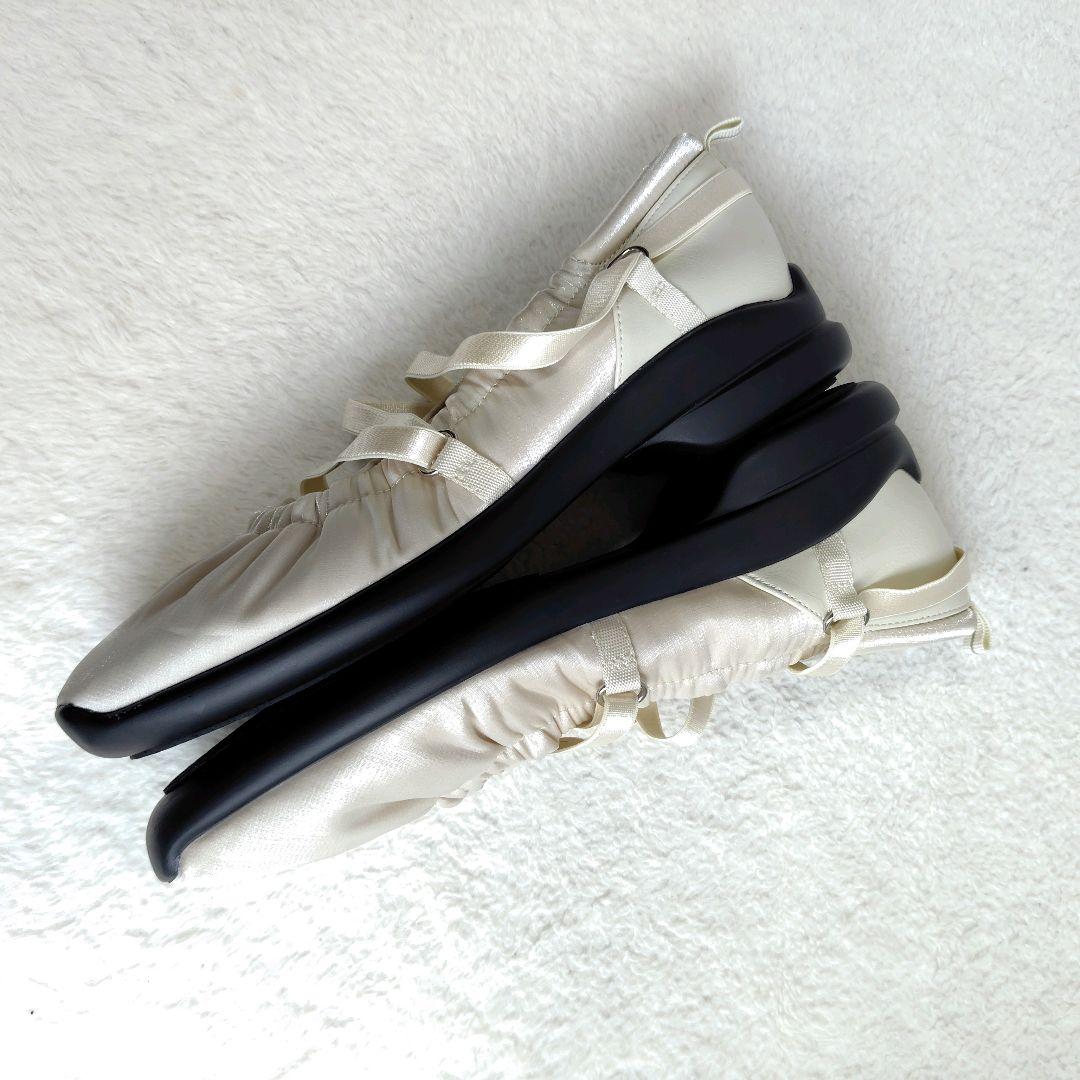 2025 ルタロン　L エラスティックスニーカー　25㎝　ホワイト