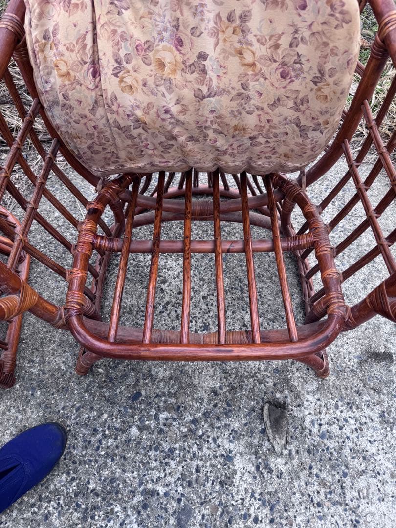 ヴィンテージ　ラタン製カジュアルチェア2脚セット