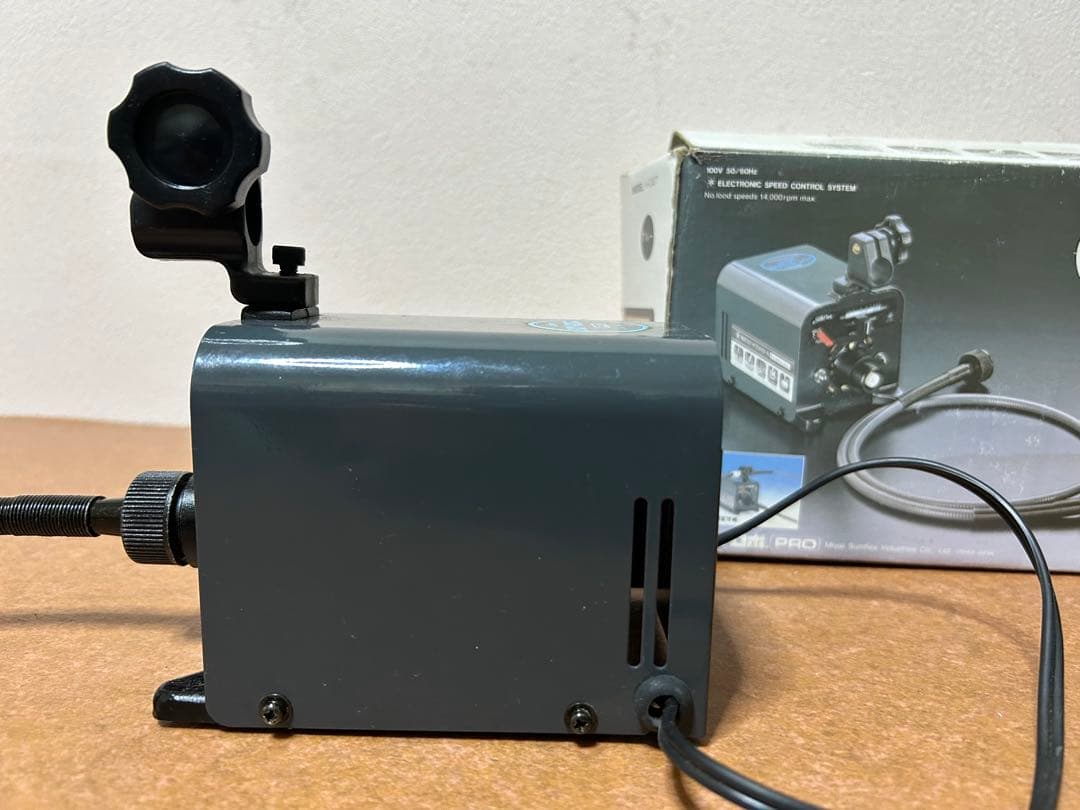 電動　神•舎利付け　ミニ盆栽　小品盆栽