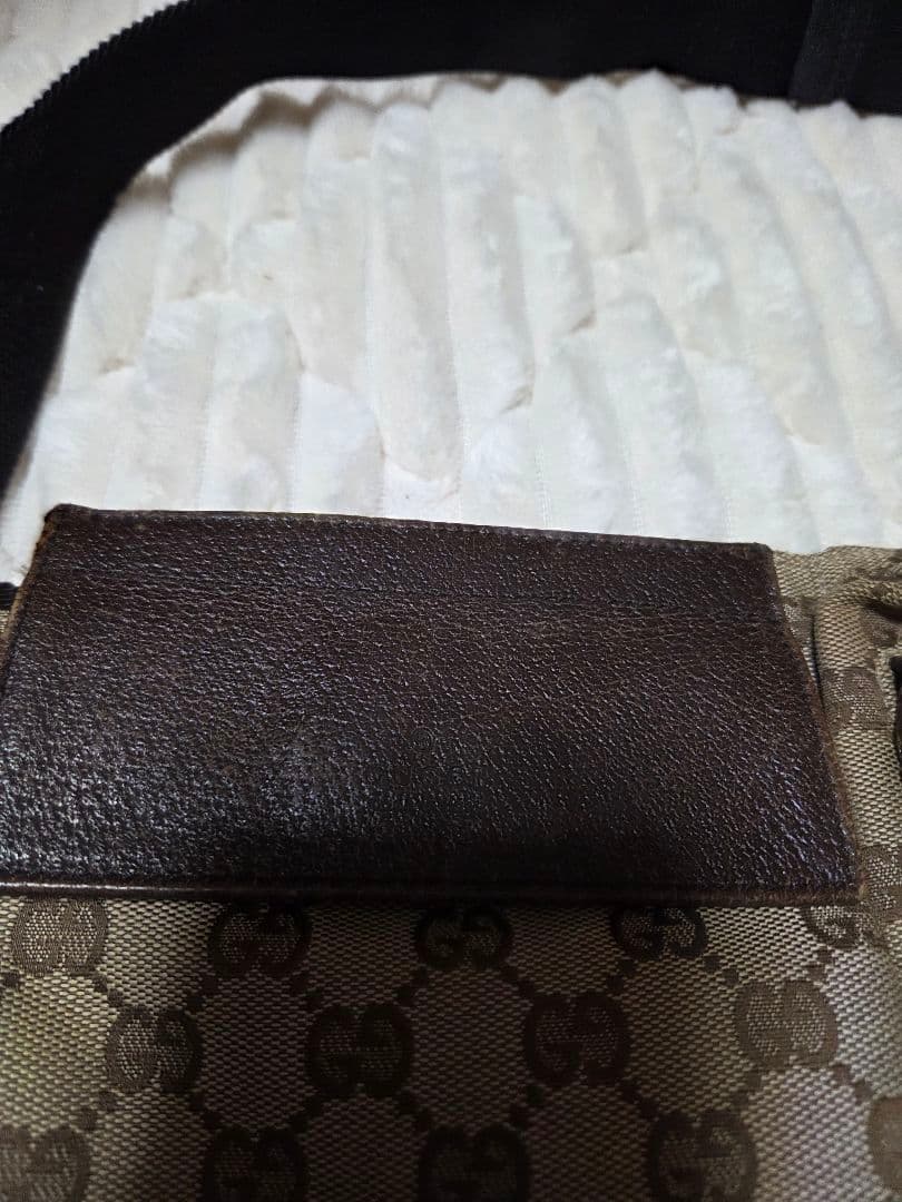 GUCCI ボディバッグ GGパターン ベージュ　5日まで！