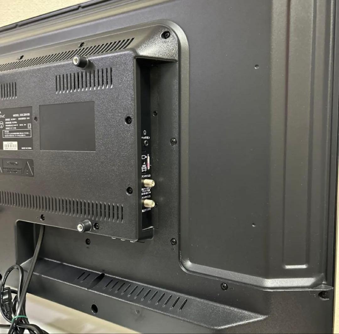 ☆美品☆ ドウシシャ　液晶テレビ　32型　2018年製
