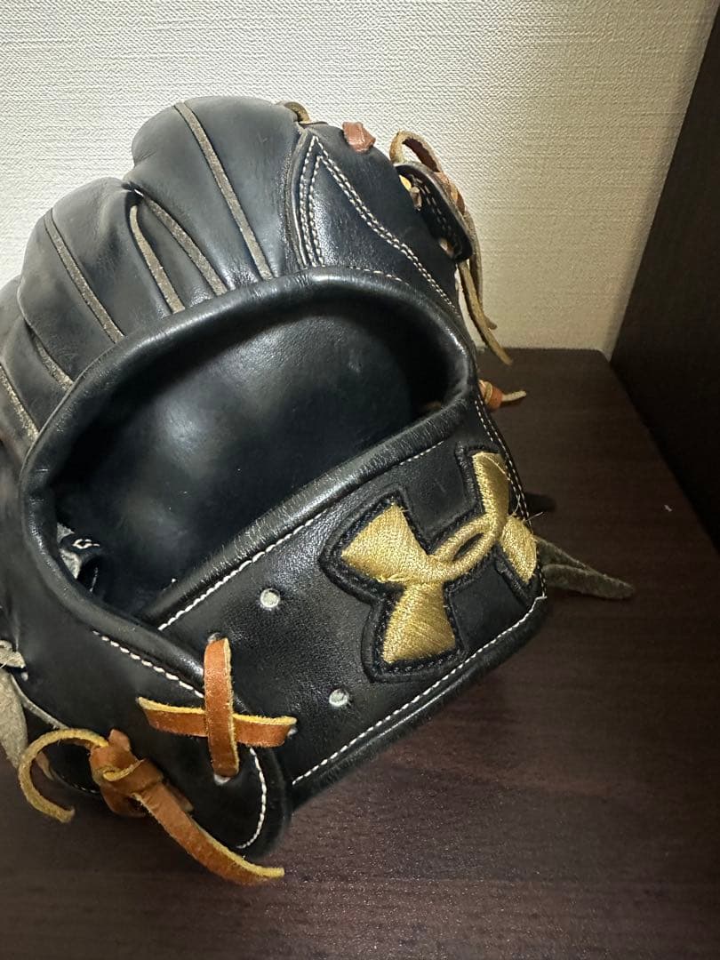 アンダーアーマー 硬式グローブ 内野手用 松田宣浩モデル ブラック