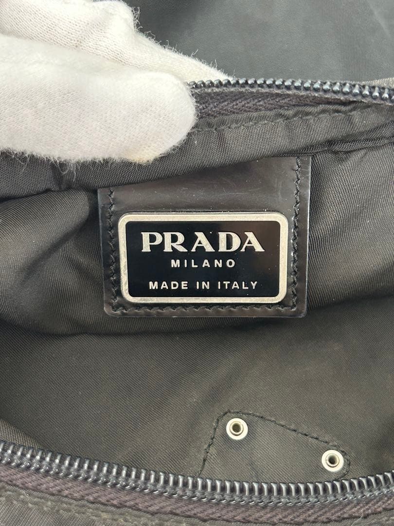 PRADA プラダ メッセンジャー ショルダー　バッグ　ナイロン　黒