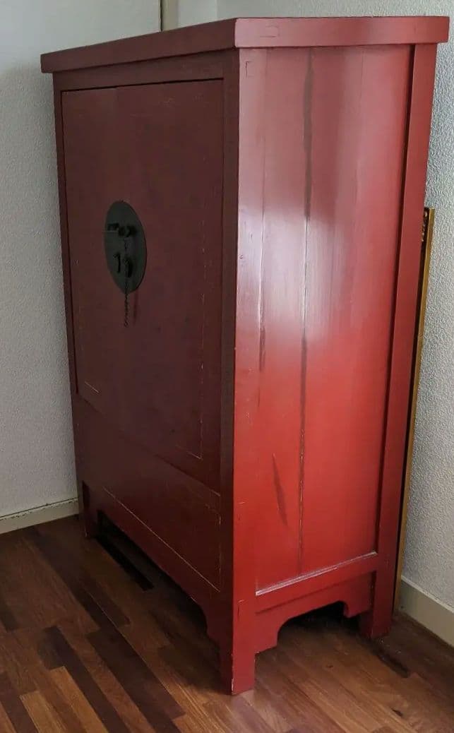 ✨シンガポール家具　存在感のある素敵な…キャビネット　落ち着いた朱赤色✨