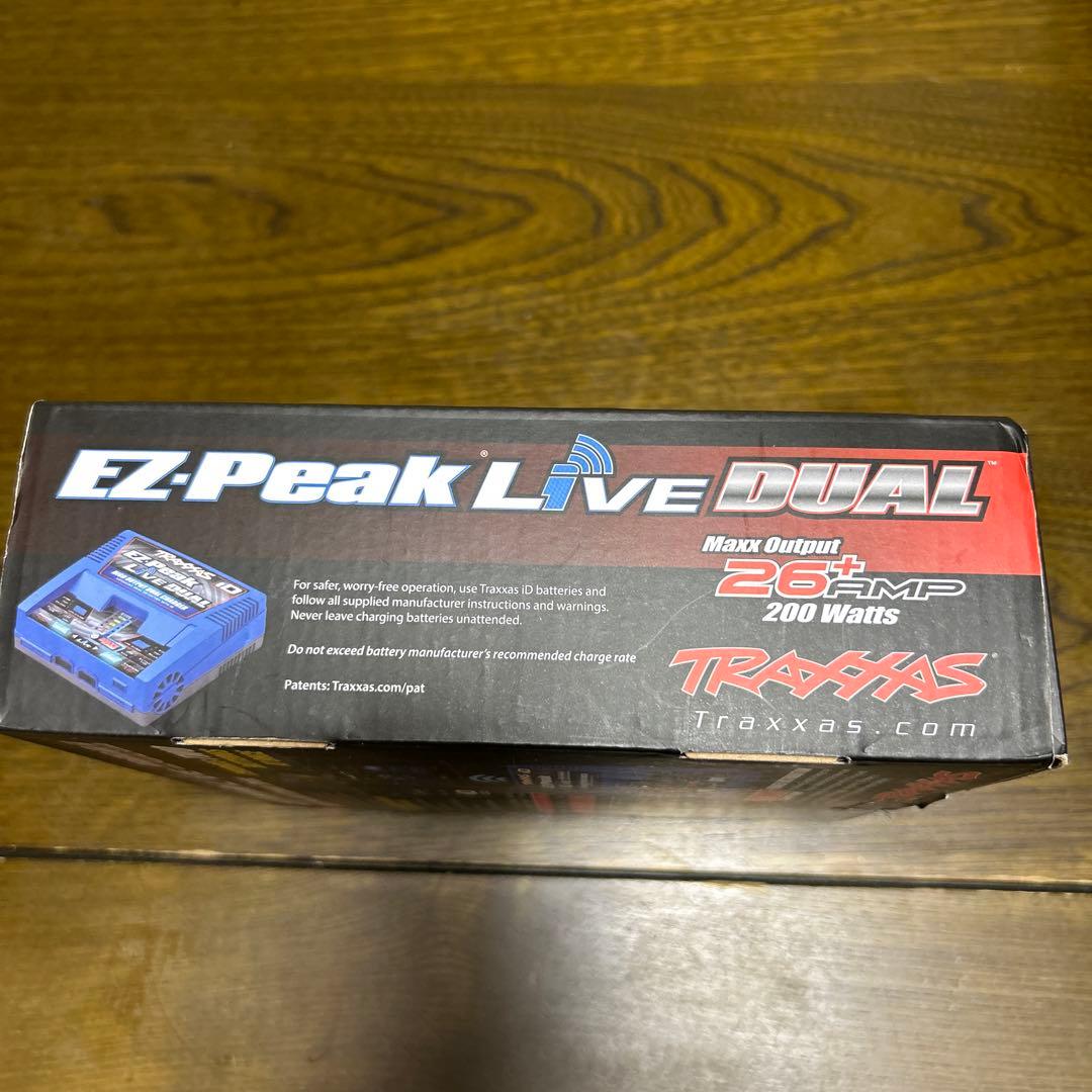 Traxxas 充電器　 EZ Peak Live Dual 200W