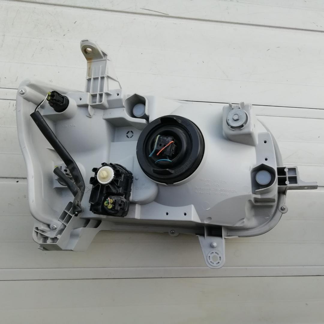 L375S/L385　タント　ハロゲンヘッドライト 左右