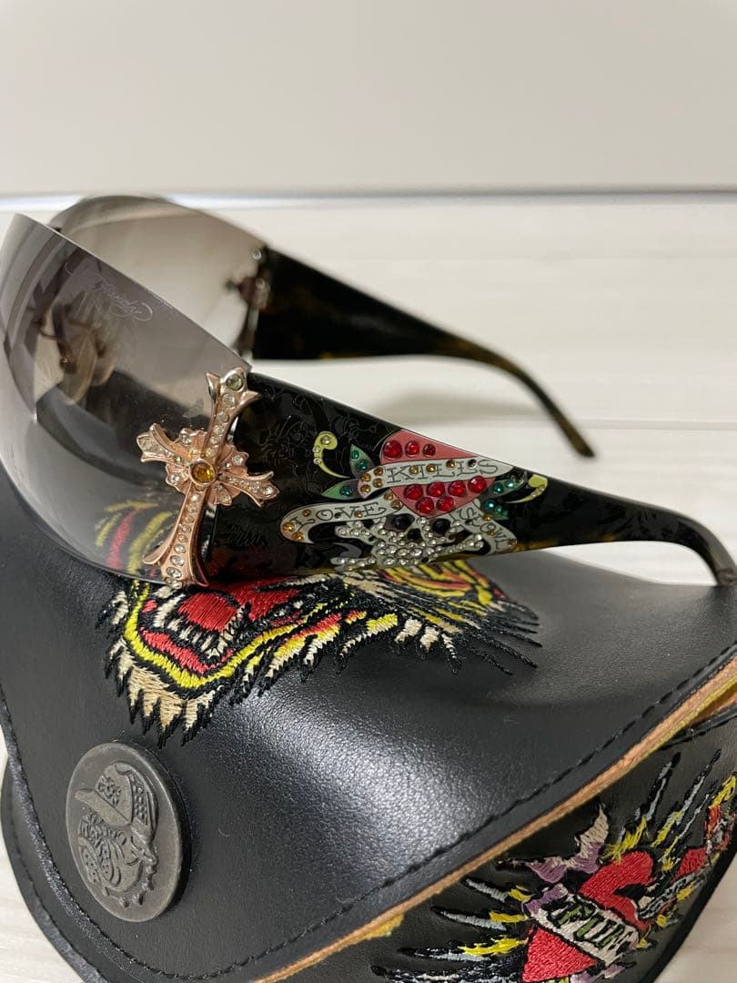 Ed Hardy サングラス ケース付