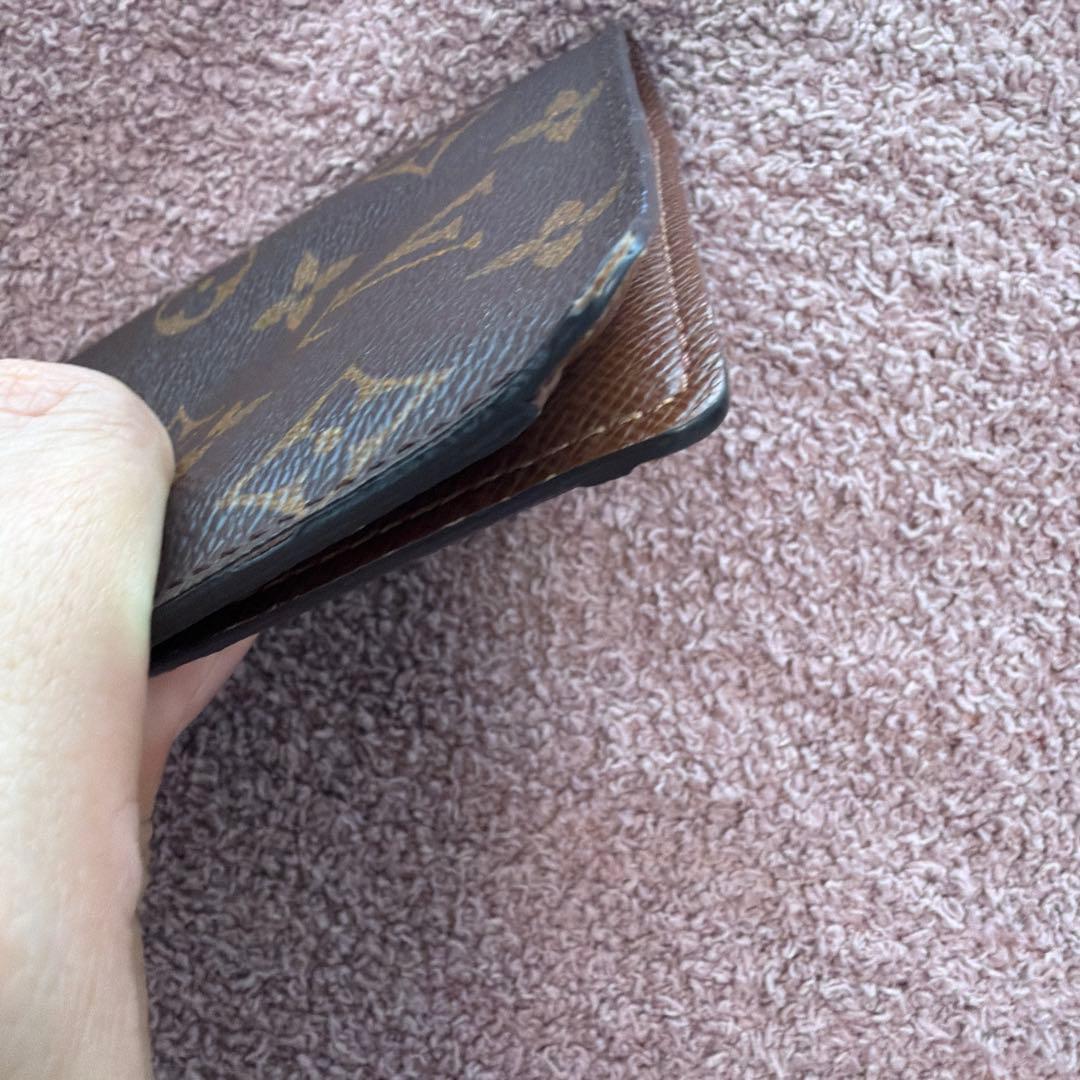 カ*ァ様 ルイヴィトン　パスポートケース