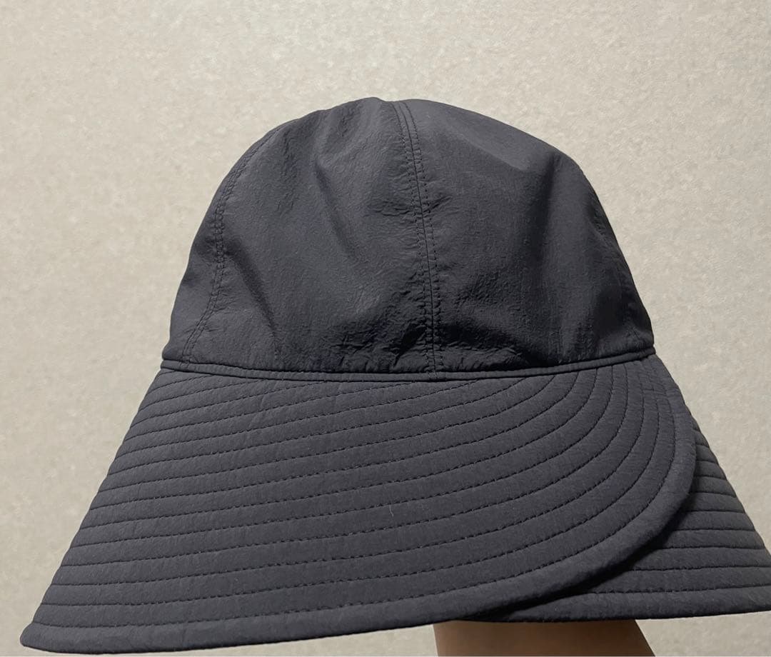 iris47 petal hat ブラック　美品