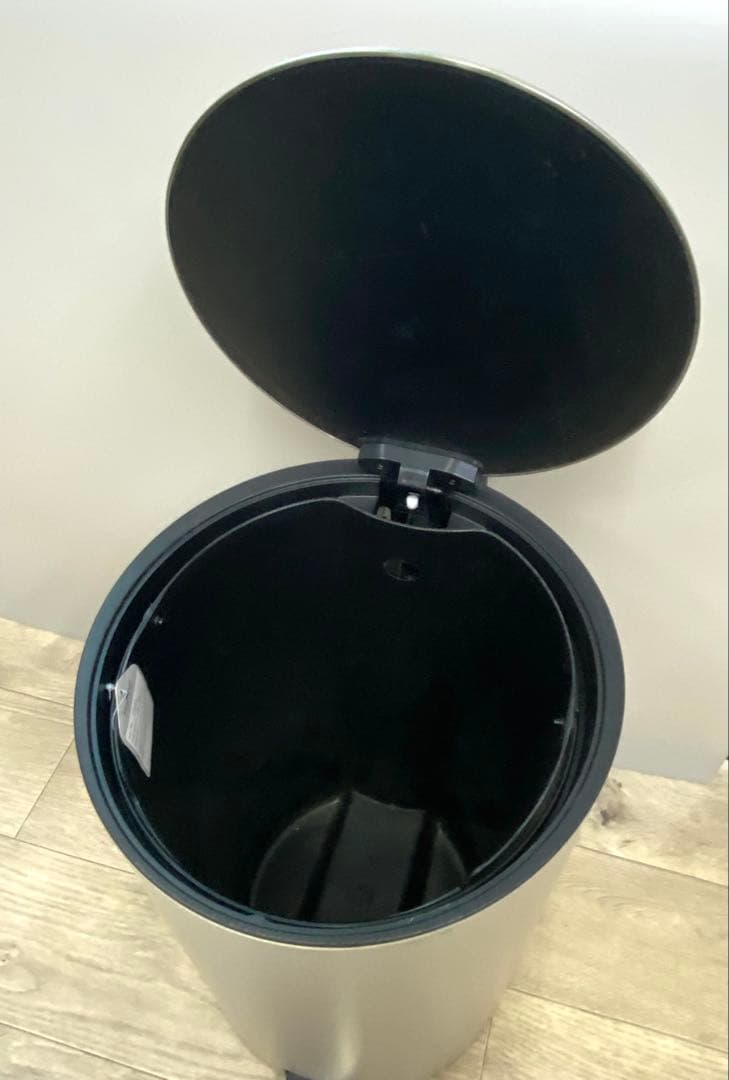 バス用ゴミ箱 20L ペダル式