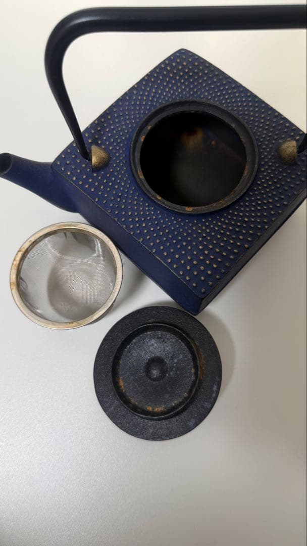 OITOMI 青 四角形 茶こし南部鉄器　鉄瓶　正方角あられ　星月夜 0.6L