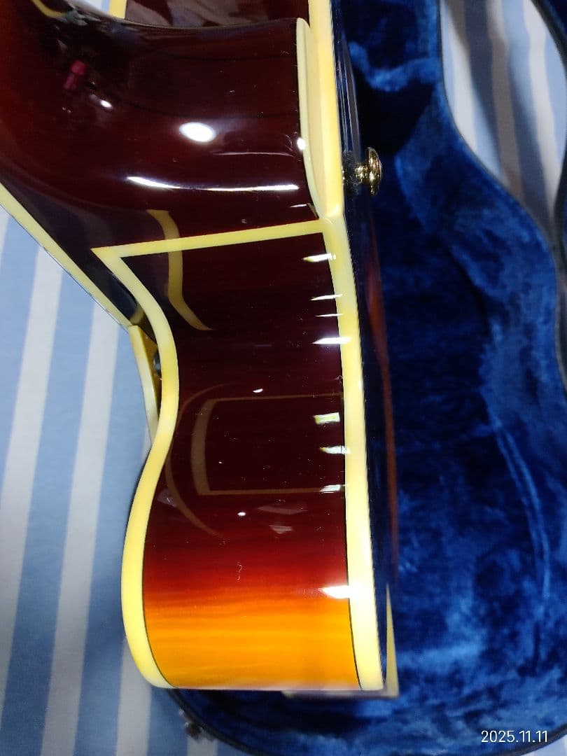 IBANEZのアートコアカスタムシリーズの1ランク上フルアコAF105-VB美品