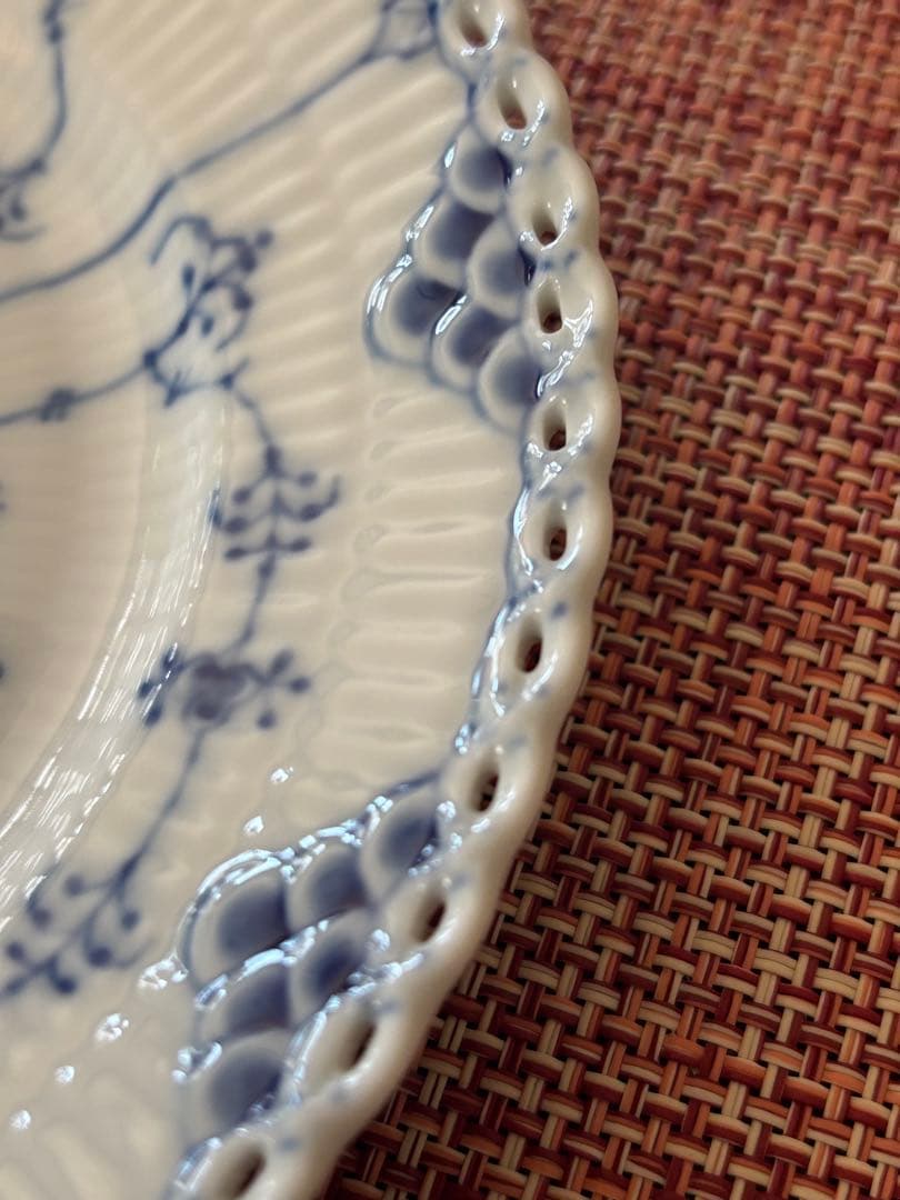 Tatara さん専用　ブルーフルーテッド フルレース 17cm 6枚セット