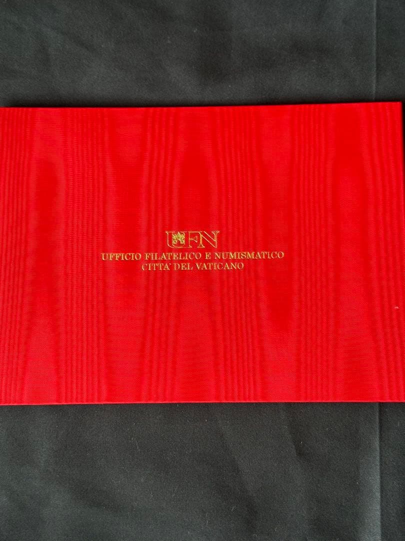 バチカン市国　建国９０年　刺繍　切手　ホルダー（２０１９）ラテラン条約
