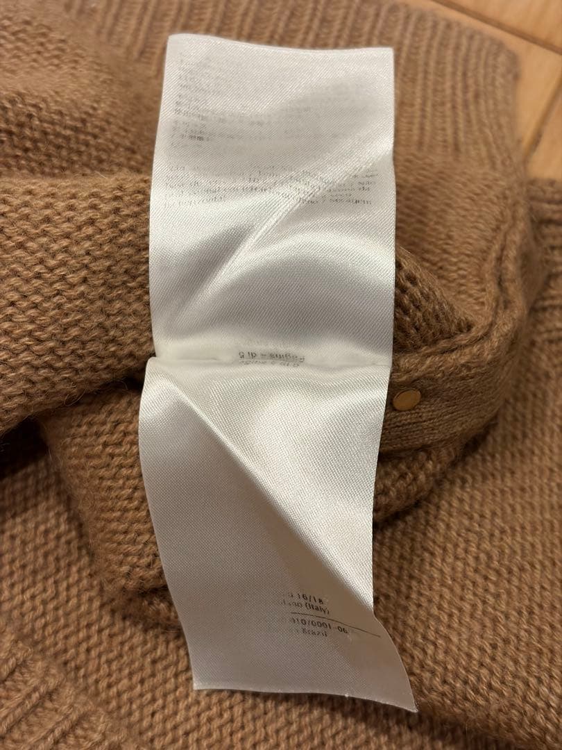 VALENTINO ヴァレンティノ　スタッズ クルーネックニット