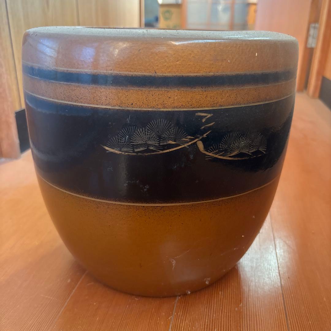火鉢 ２個セット 松竹梅文様 陶器製 茶褐色 金彩手描き 古民具 金魚鉢 睡蓮鉢