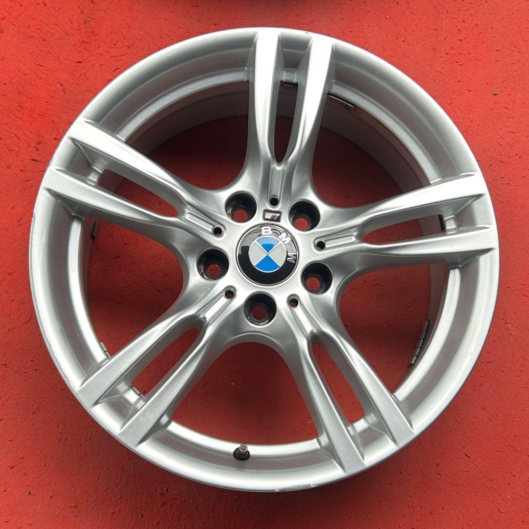 BMW 3シリーズ F30、F31純正 400M 18インチ