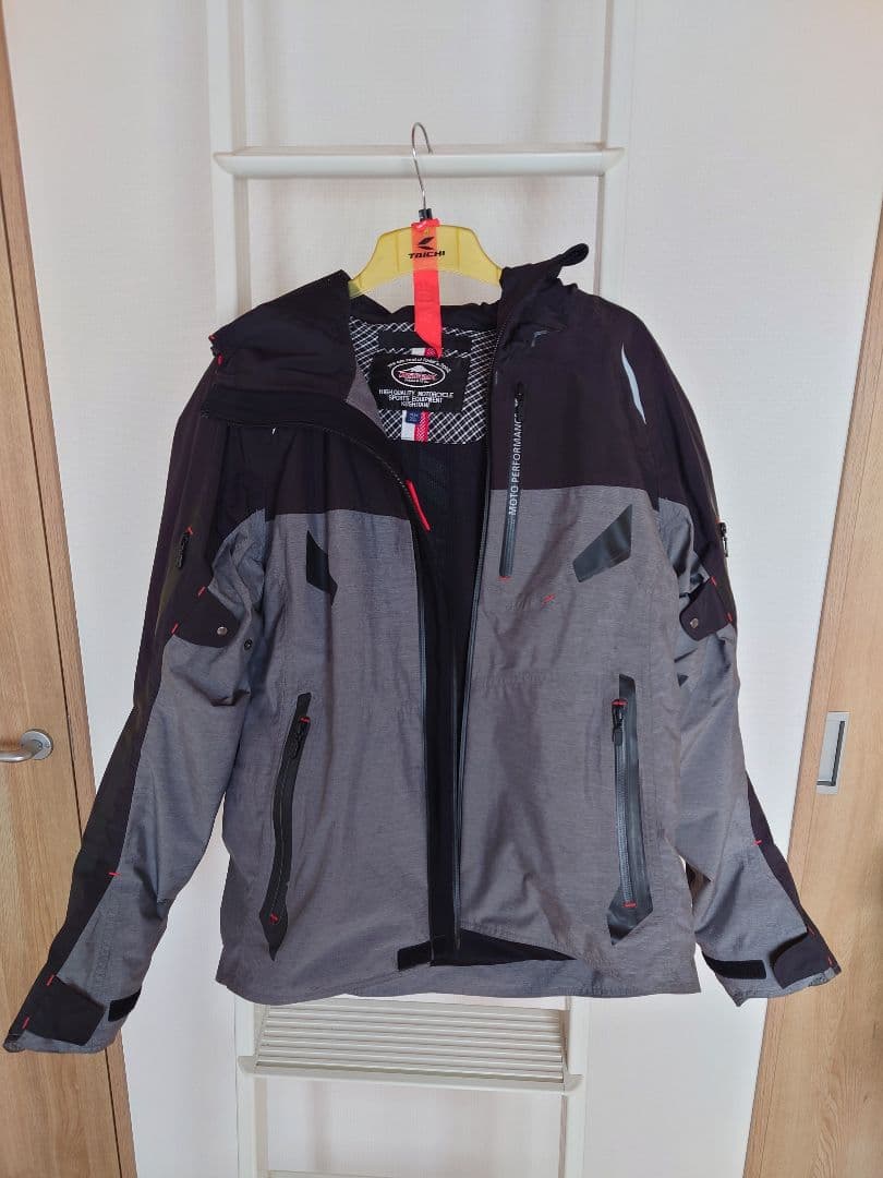 クシタニ　アメニタジャケット