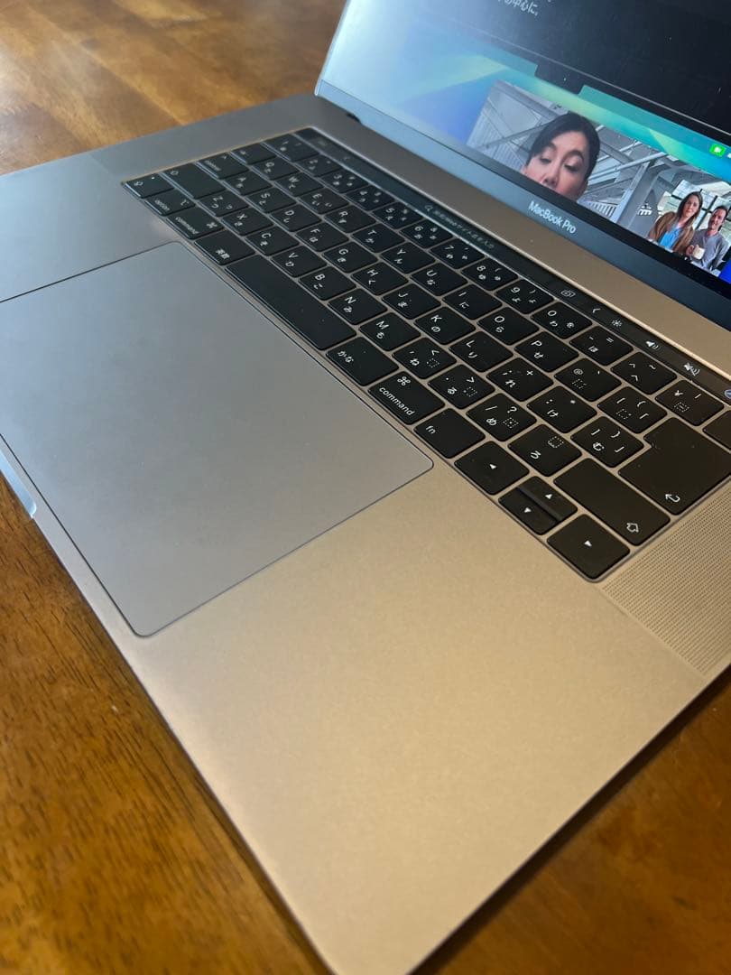 MacBook Pro 2018 15インチ/2.2/i7/32GB/1TB