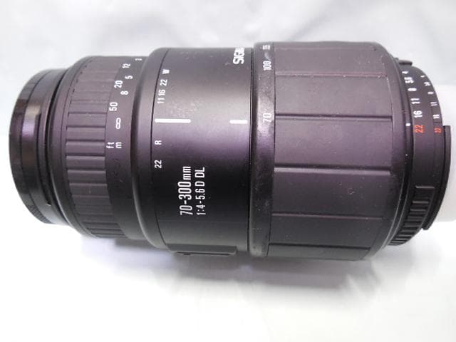 Nikon D70 デジタル一眼レフカメラ