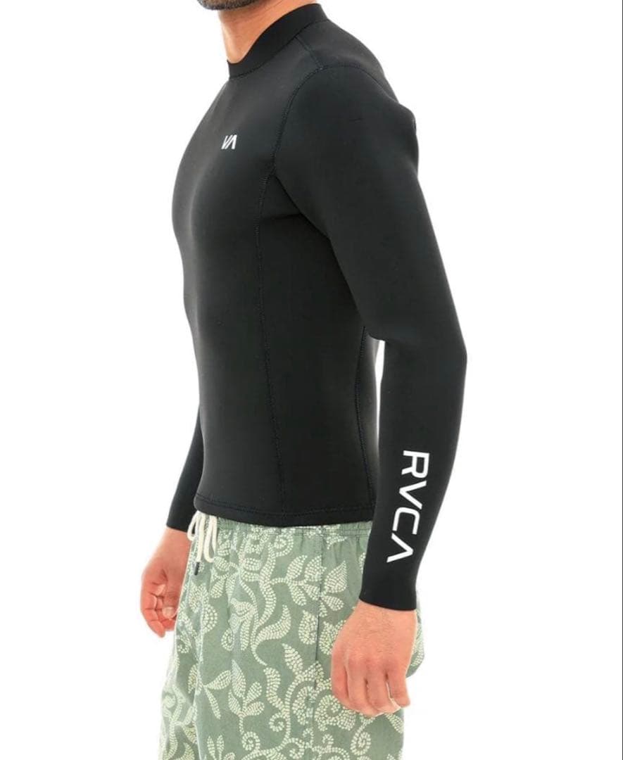RVCA ブラック 長袖タッパー 背面ジッパー付き