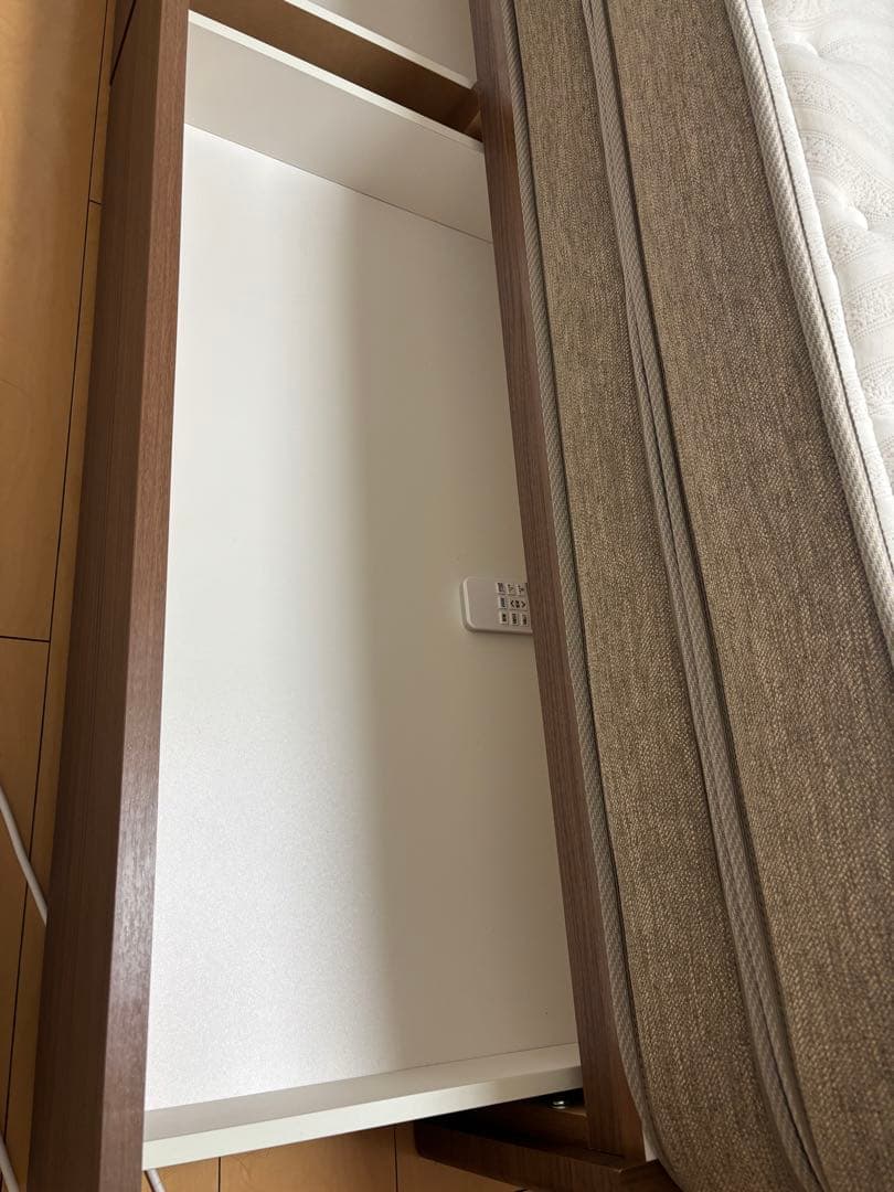 NITORI クイーン ベッドフレーム＋マットレス(Nスリープ プレミアム)