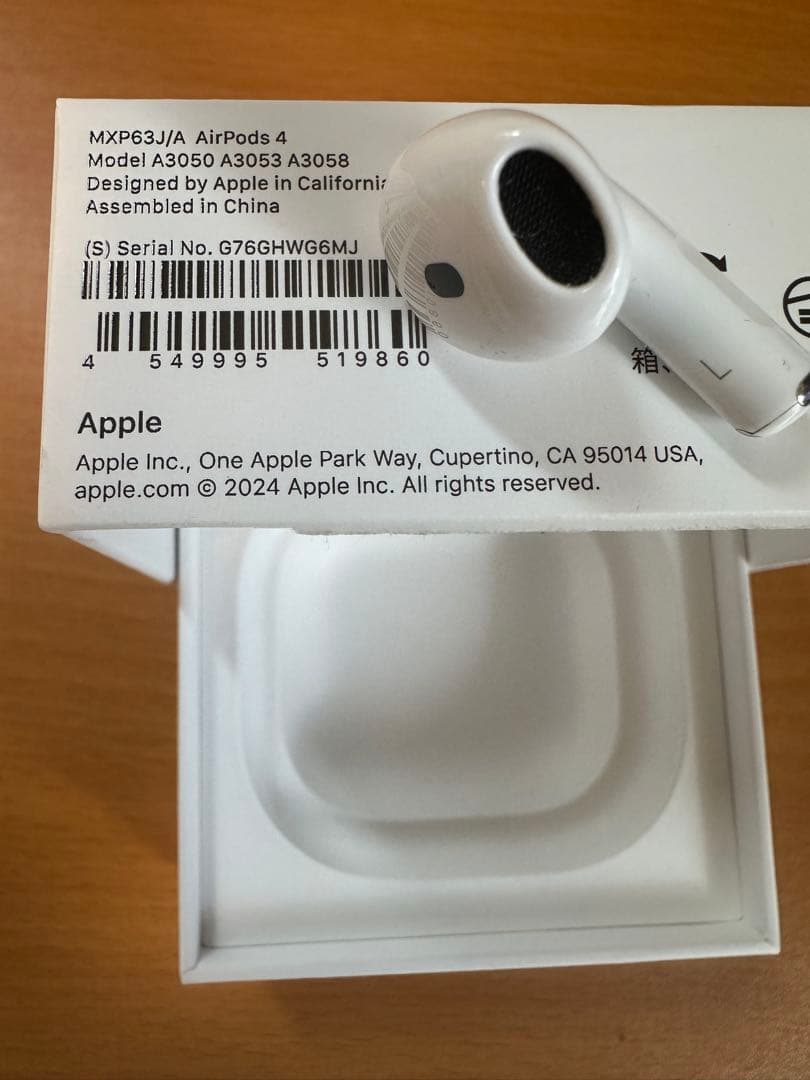 Apple AirPods 4 左耳