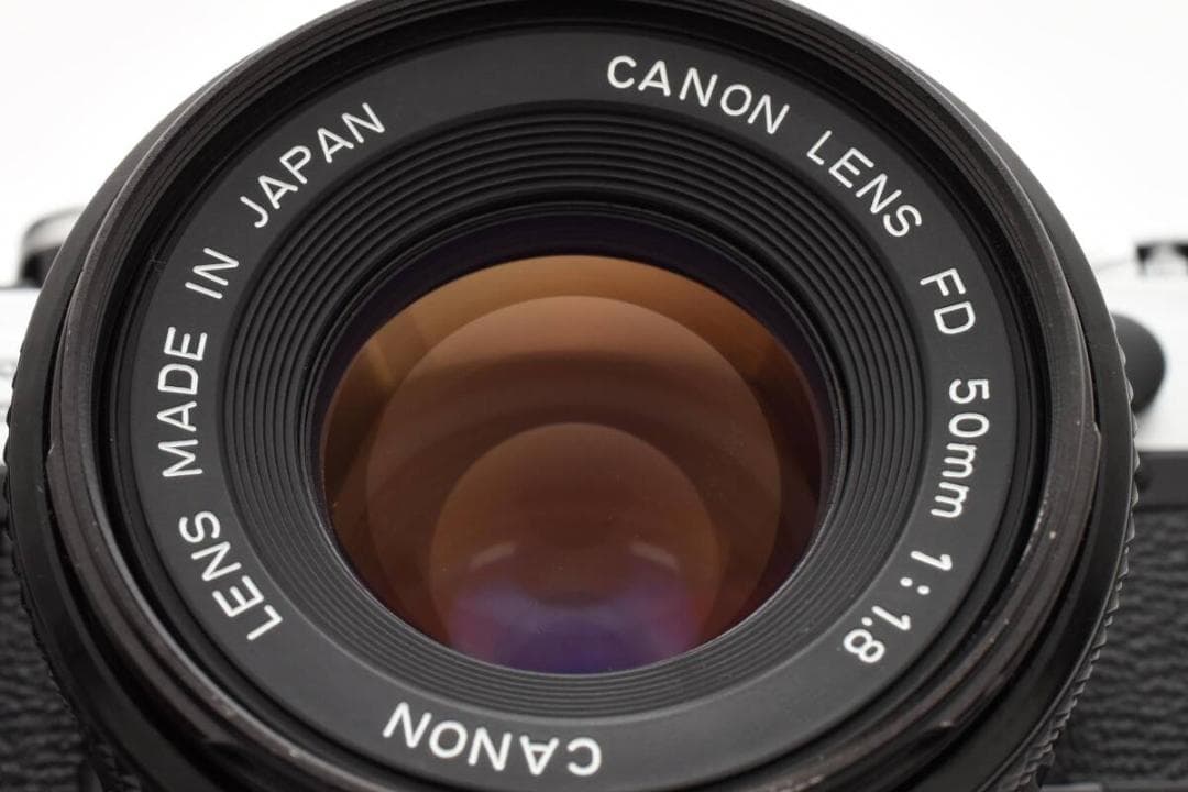 ■ 美品 ■ キャノン　Canon AE-1 + NEW FD 50mm 1.8