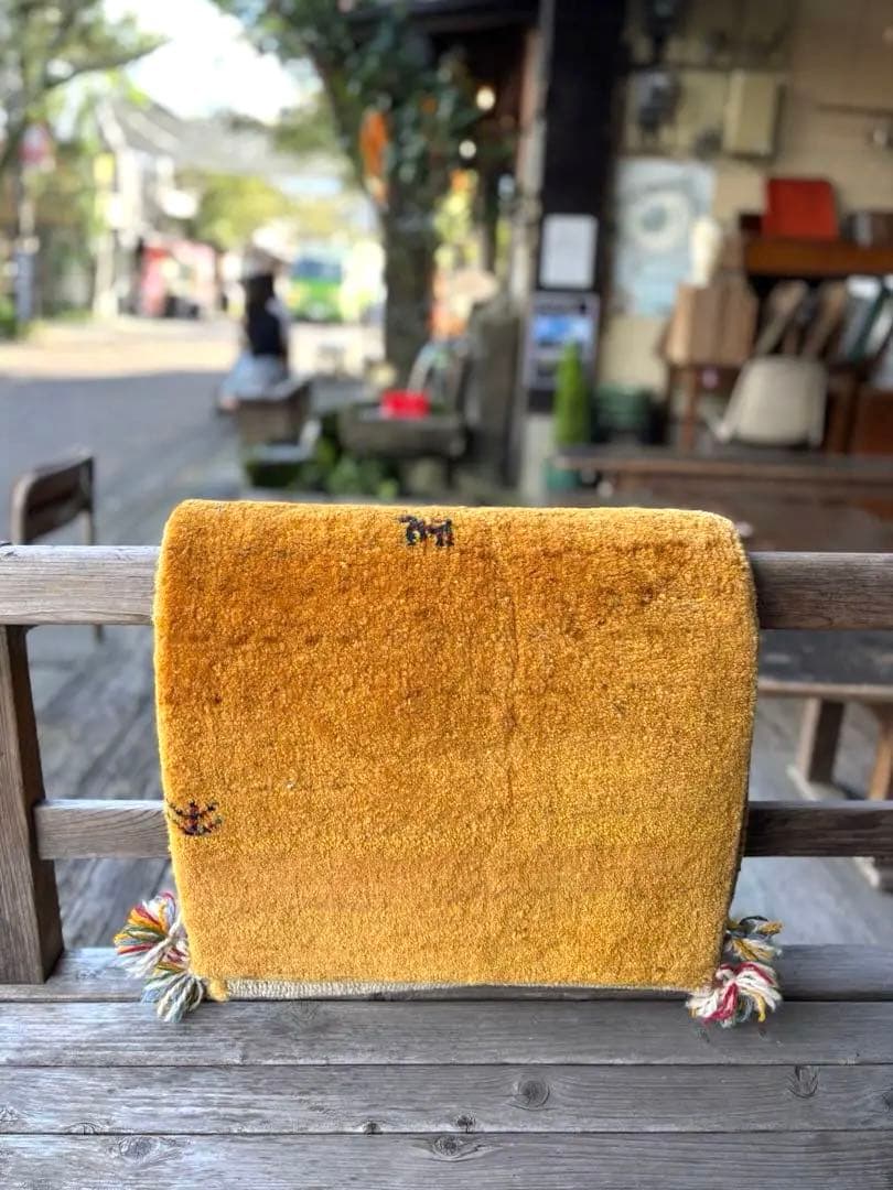 693 ヴィンテージ イラン製 ギャッベ ランナー 細長 動物模様 百貨店購入