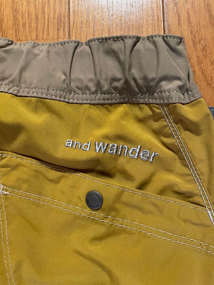 and wander ポケットストレッチパンツ