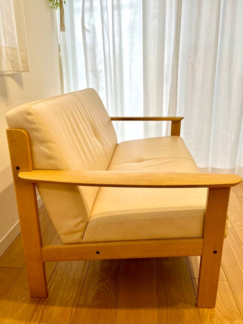 カリモク家具　2.5人掛ソファ　クリーム色