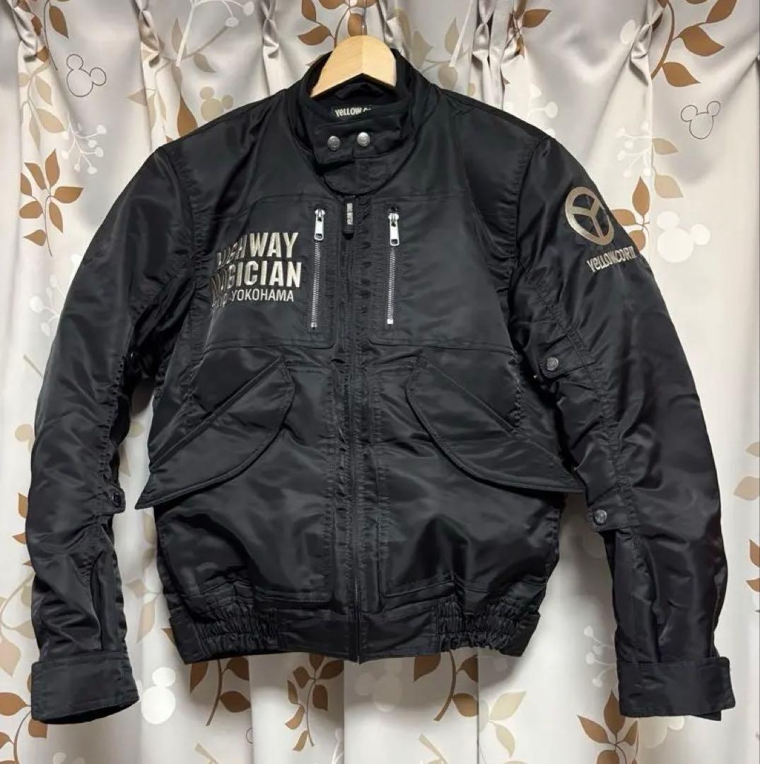 ✨新品未使用品✨YELLOWCORN ブラックジャケット　秋　冬　刺繍ロゴ　M