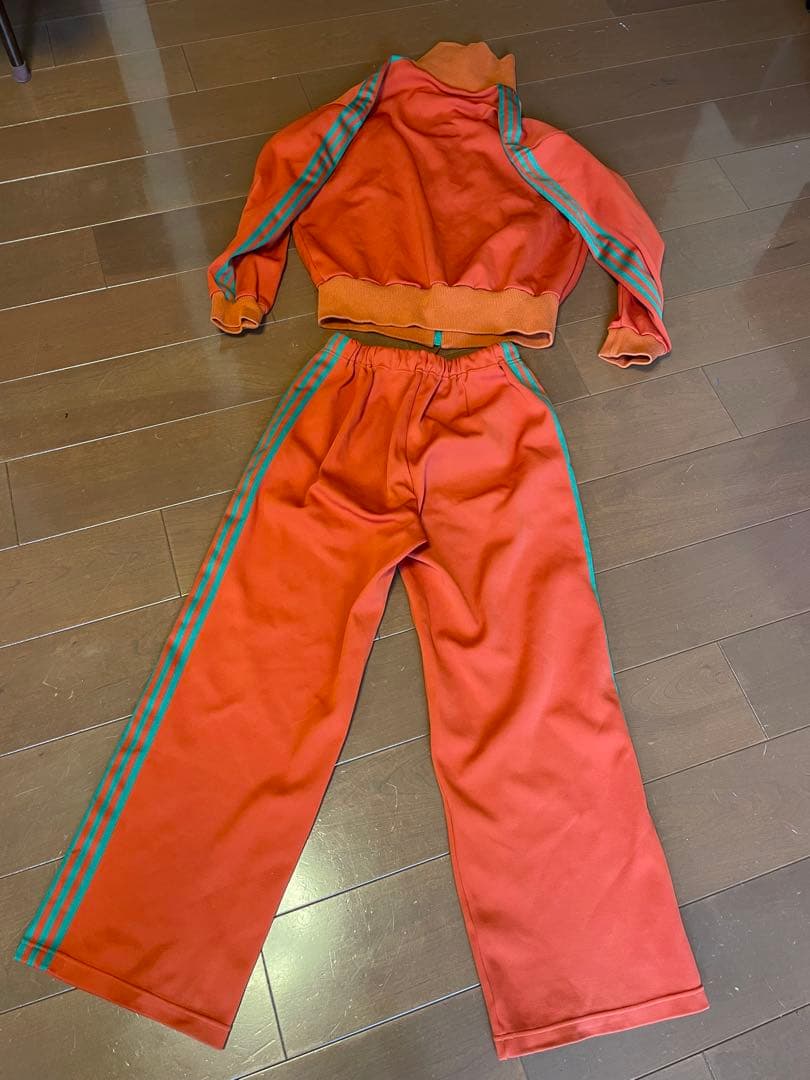 adidas ジャージ　日本製　デサント　レトロ　レア　サイズM〜Ｌ　美中古